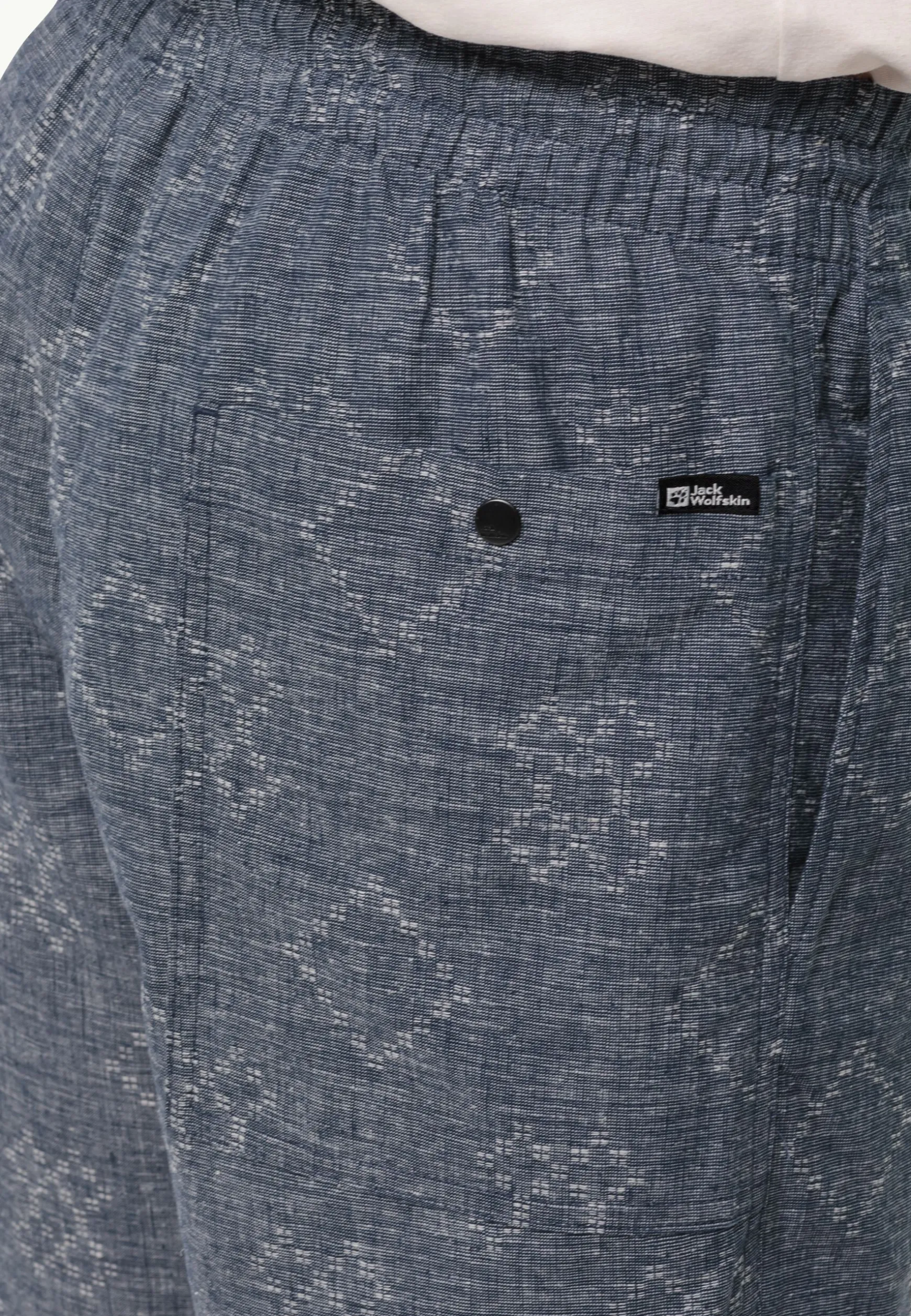 Karana Shorts M
